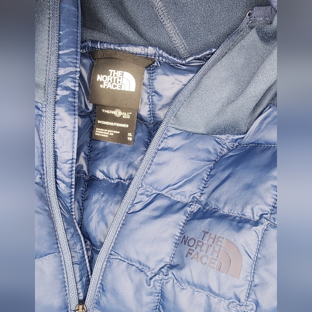 Womens The North Face ThermoBall Hybrid Eco Jacket 2.0 XL Two Toned Blue SlimFit - Picture 3 of 6